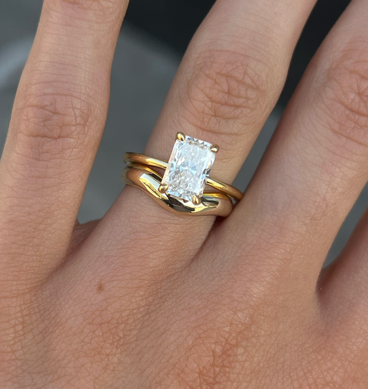 curve ring 02