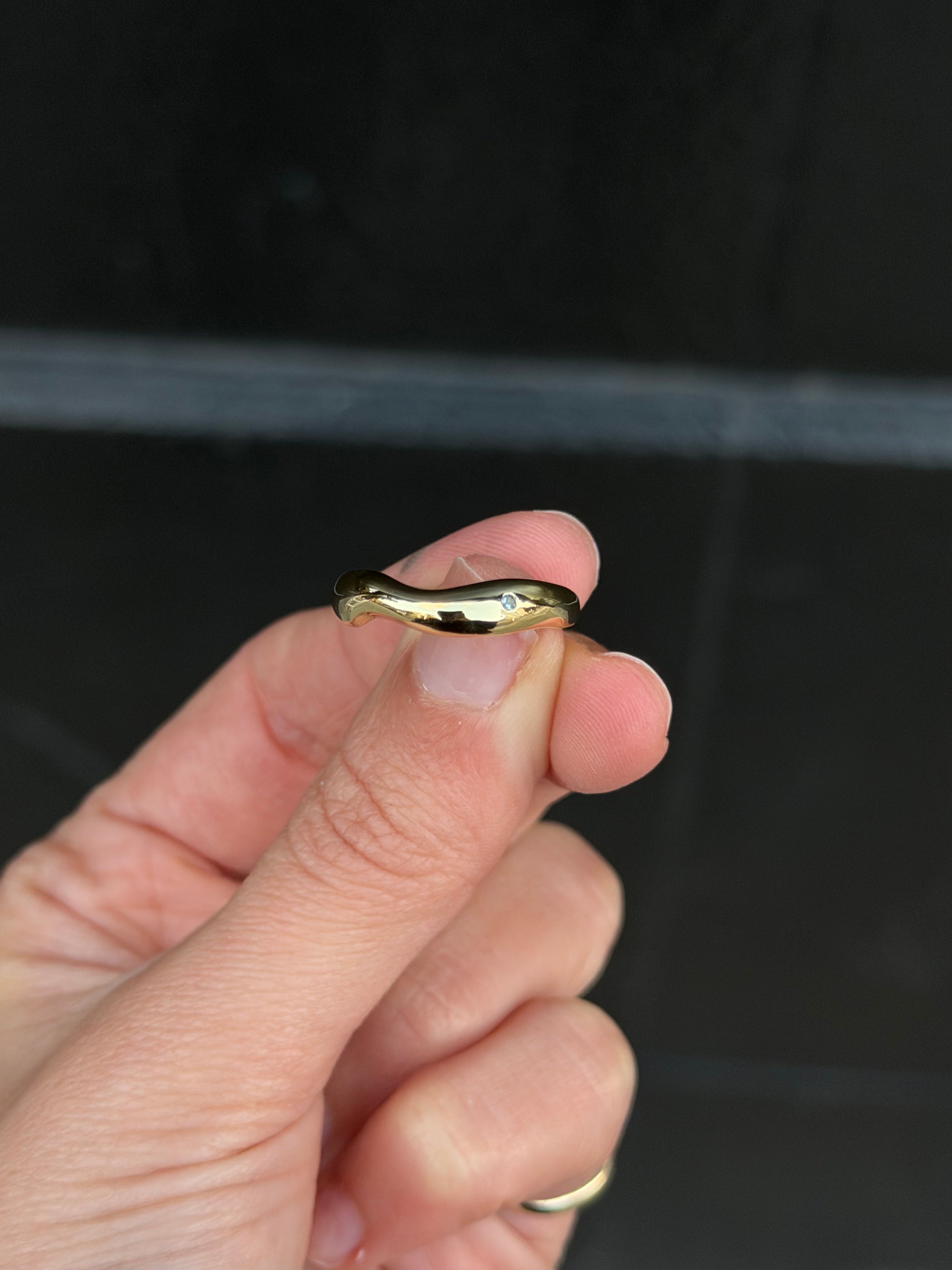 curve ring 03