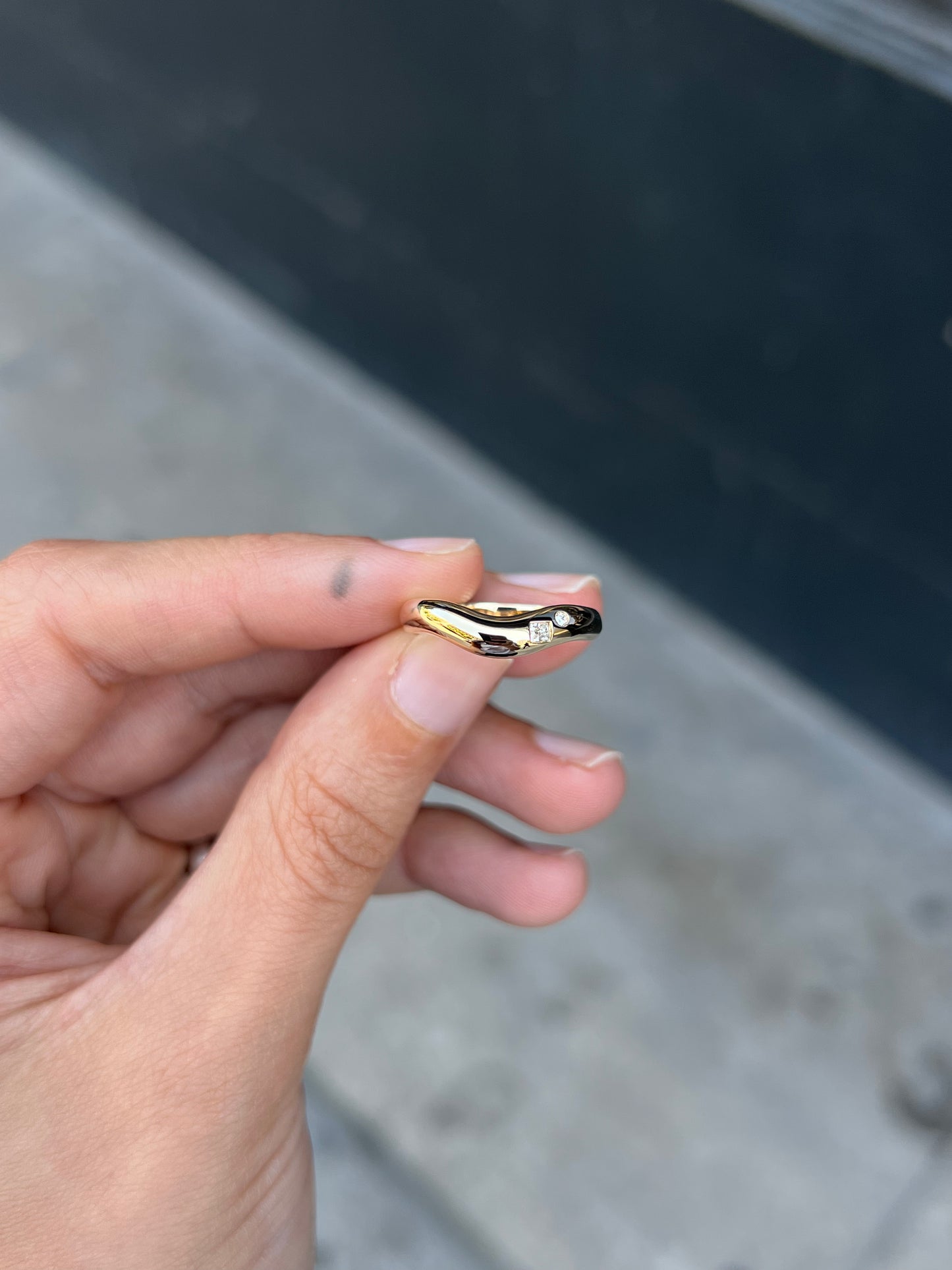 curve ring 02