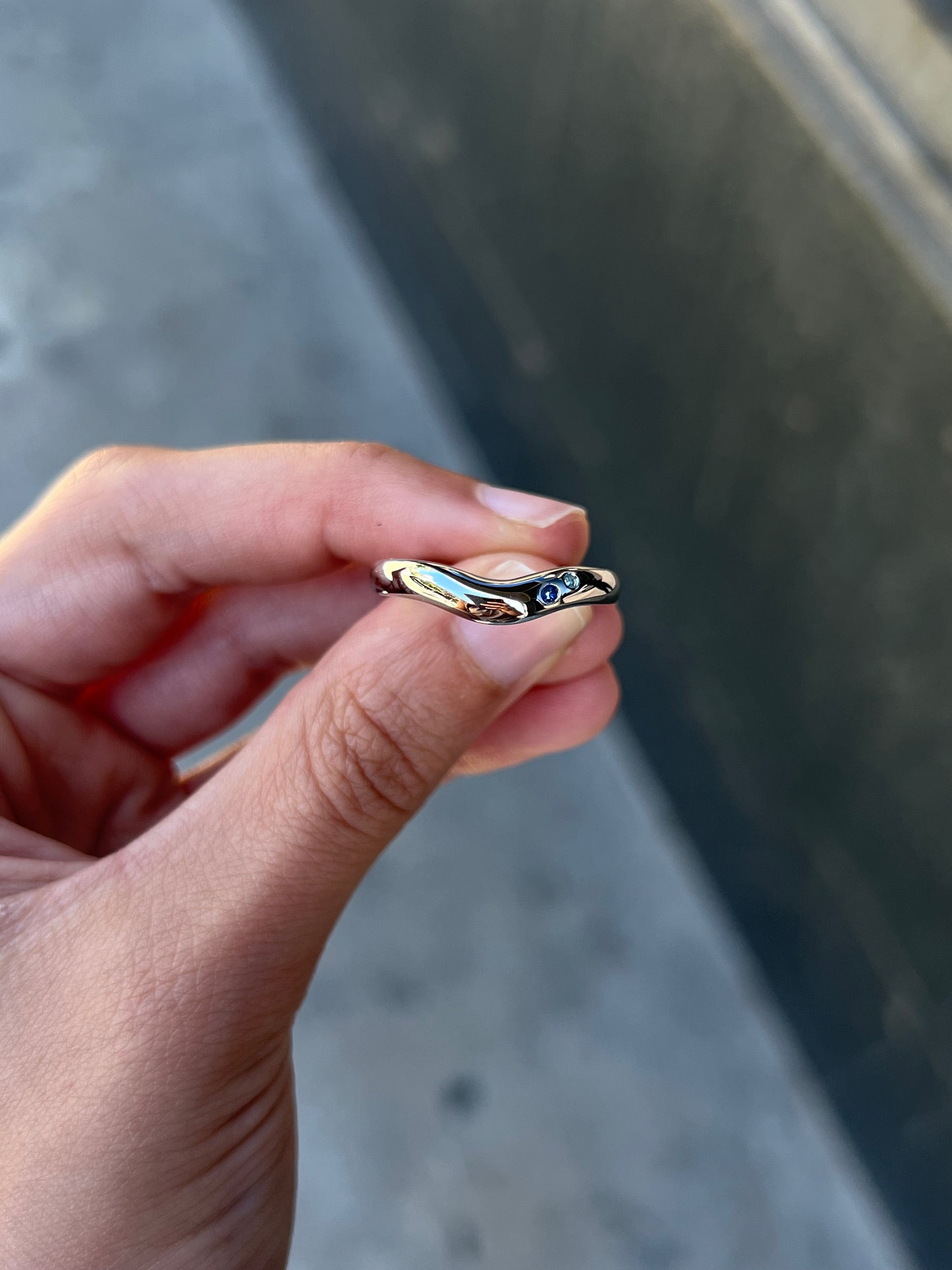 curve ring 02