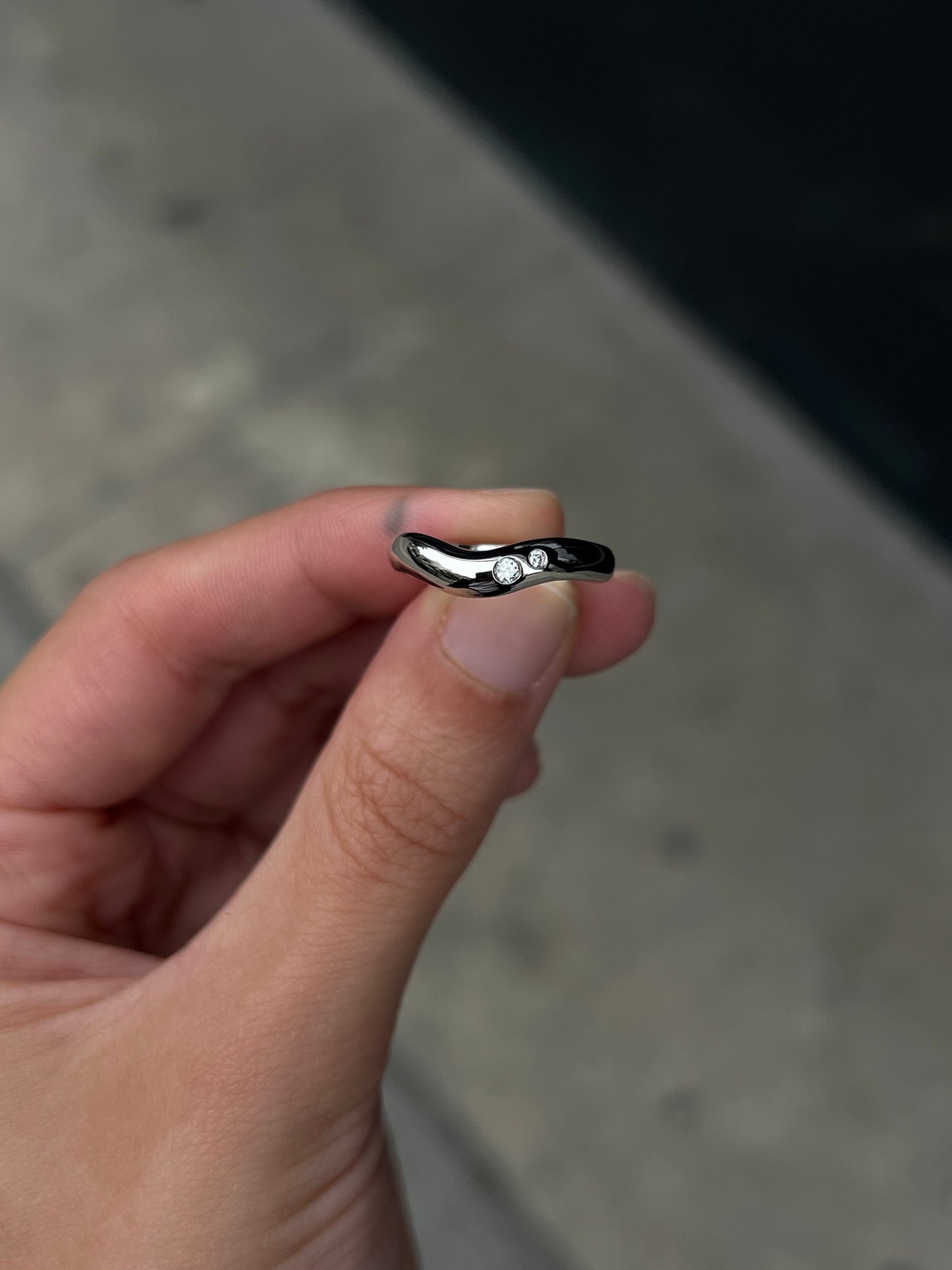 curve ring 02