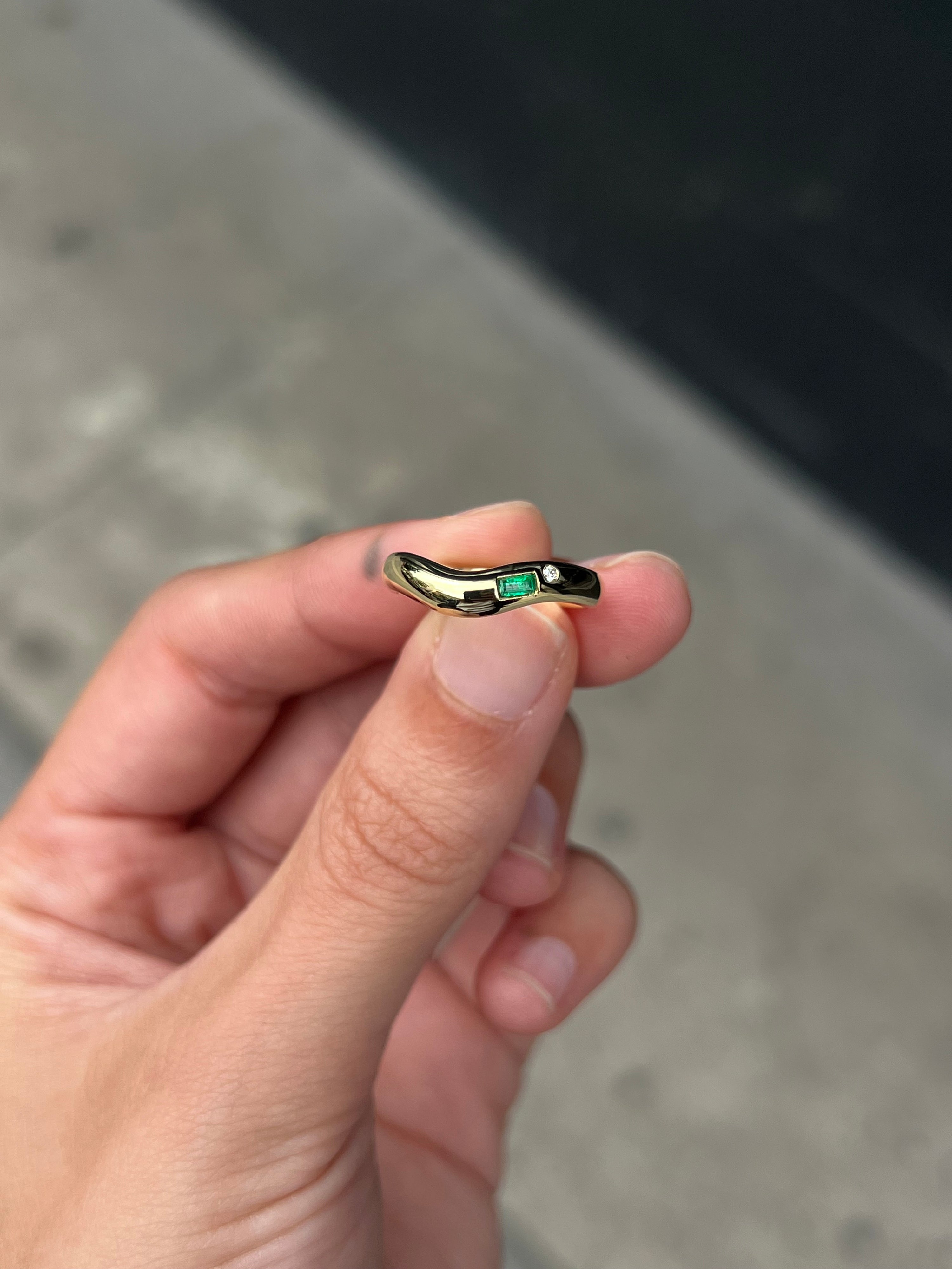 curve ring 02