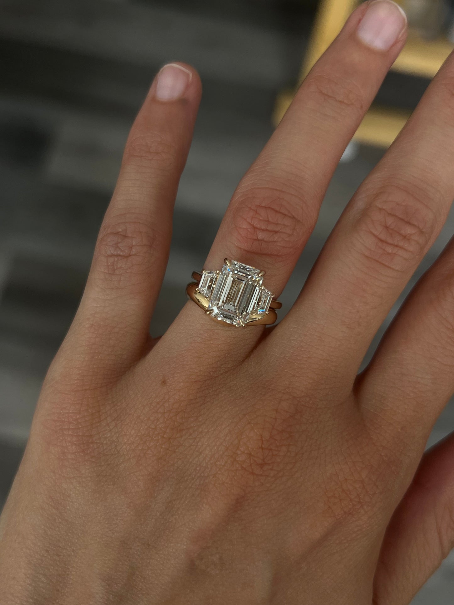 curve ring 02
