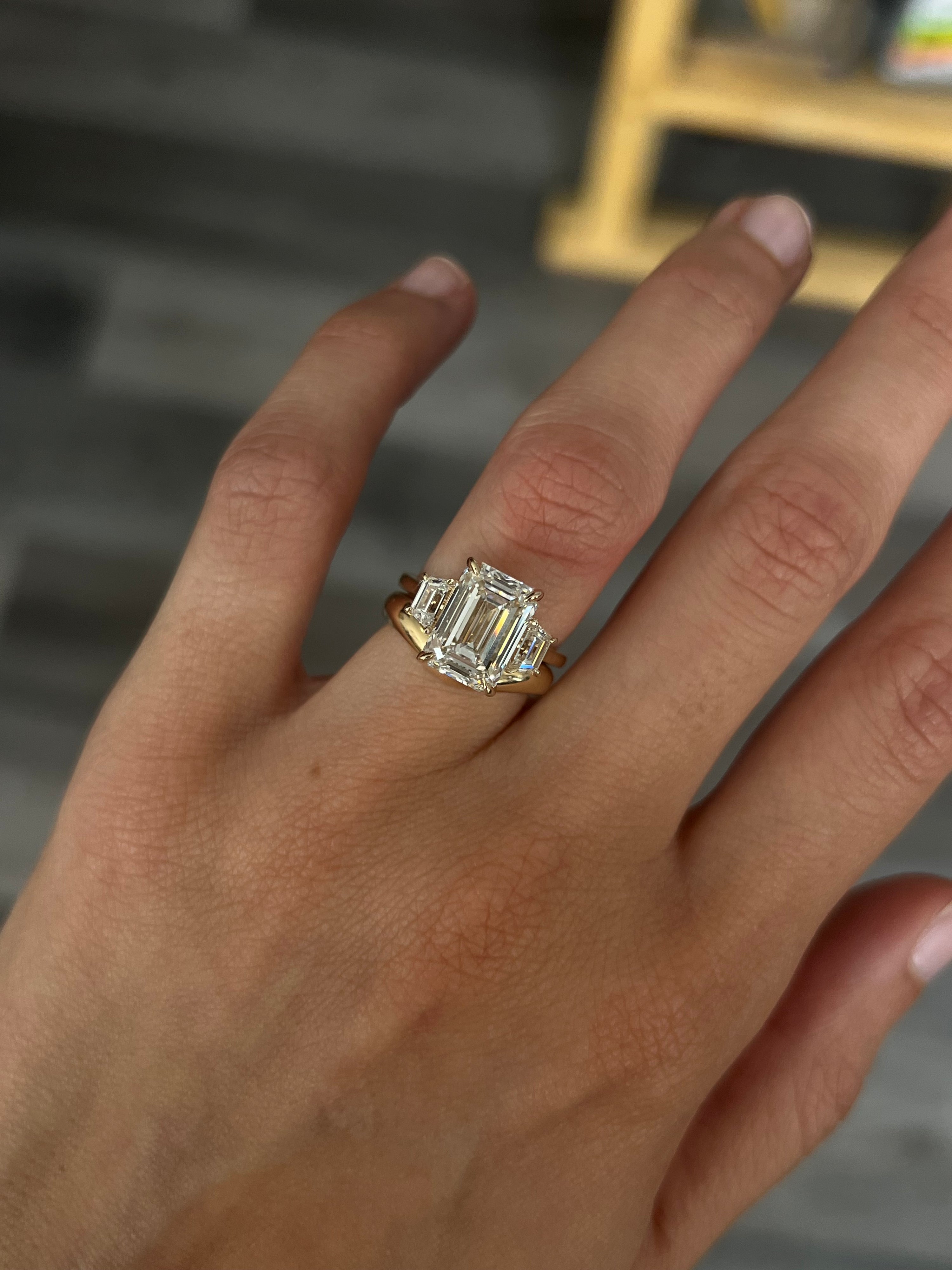 curve ring 02