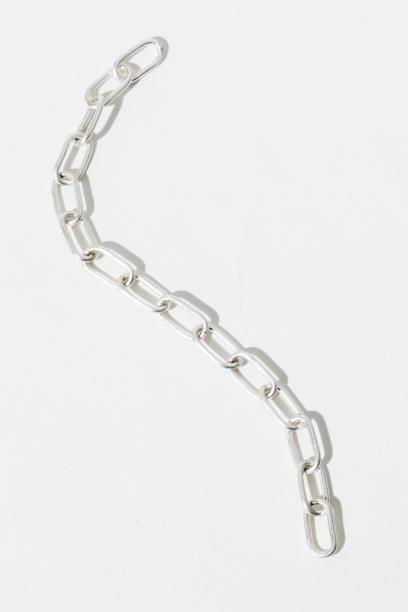 oval link chain bracelet