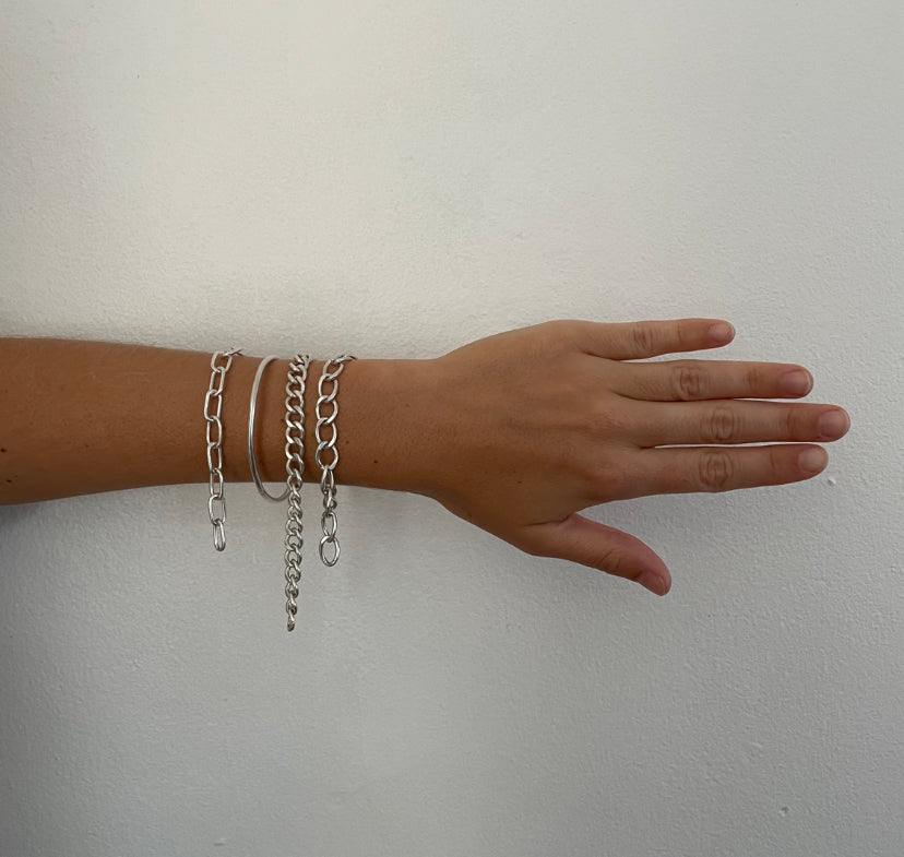 oval link chain bracelet